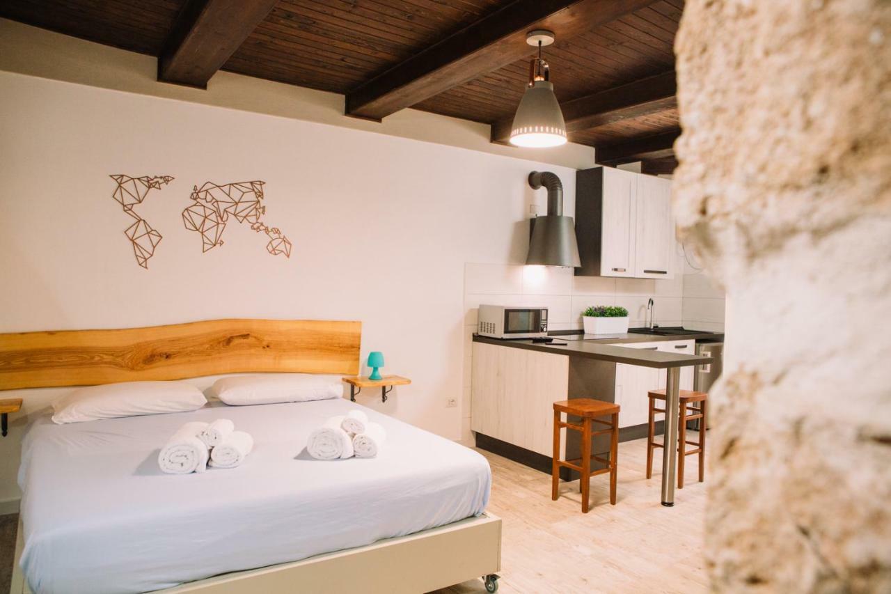 Apartment In The Heart Of The City Alghero Exterior foto
