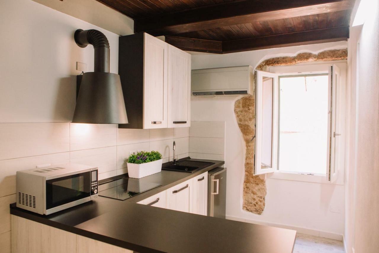 Apartment In The Heart Of The City Alghero Exterior foto