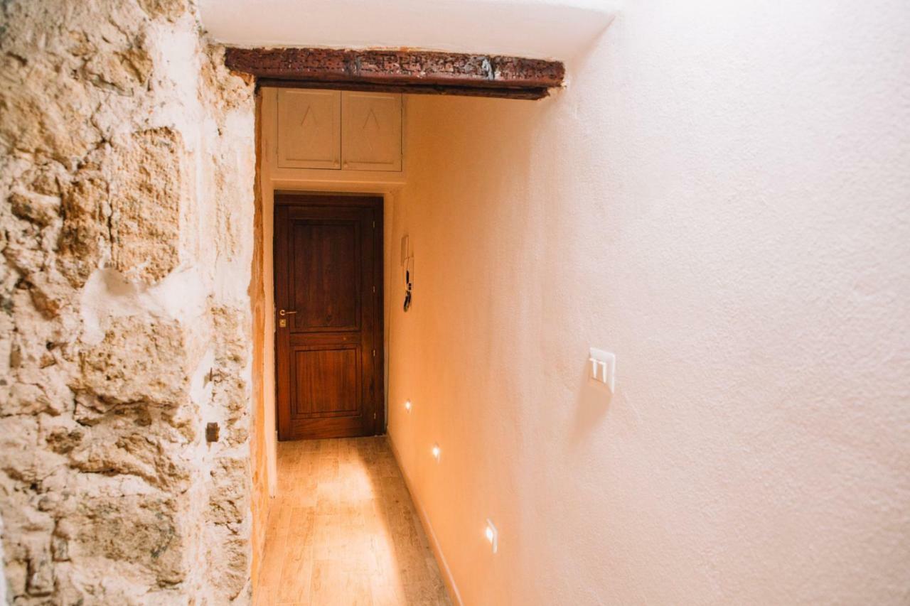 Apartment In The Heart Of The City Alghero Exterior foto